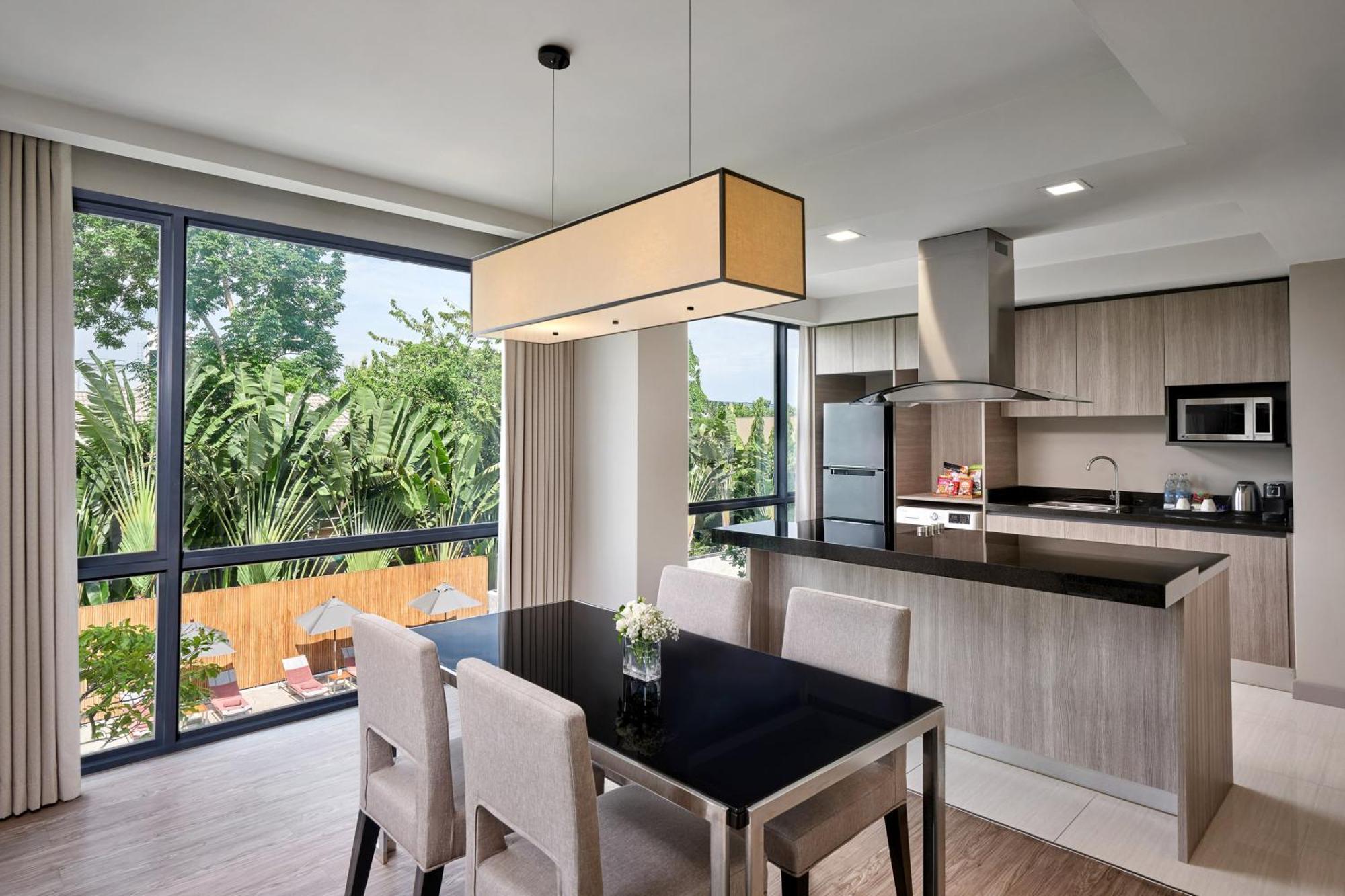 The Park Nine Hotel Suvarnabhumi Bangkok Rom bilde Interior of a typical apartment